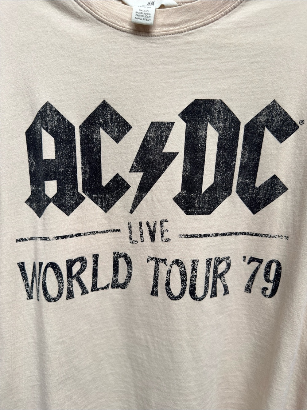 H&M AC DC Live World Tour 79 Graphic Band Tee Sand Beige Oversized Size M - Picture 4 of 7